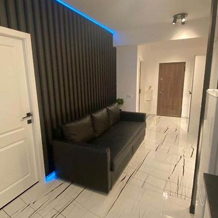 Q Luxury Apartment - Palas Center ヤシ エクステリア 写真