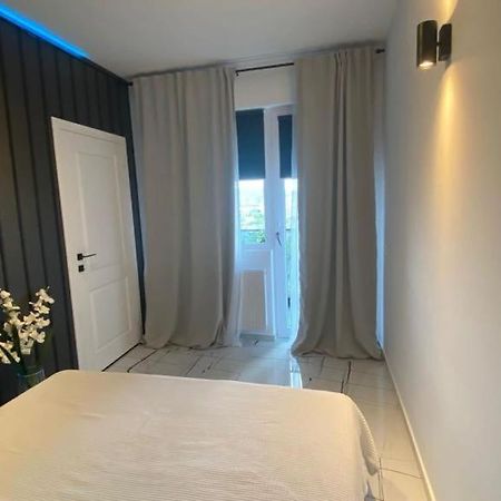 Q Luxury Apartment - Palas Center ヤシ エクステリア 写真
