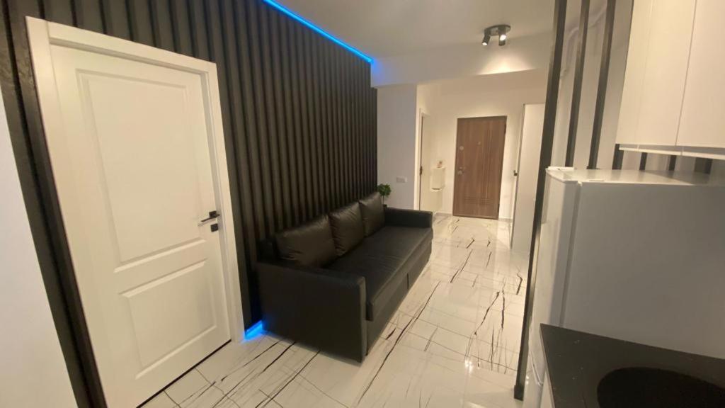 Q Luxury Apartment - Palas Center ヤシ エクステリア 写真